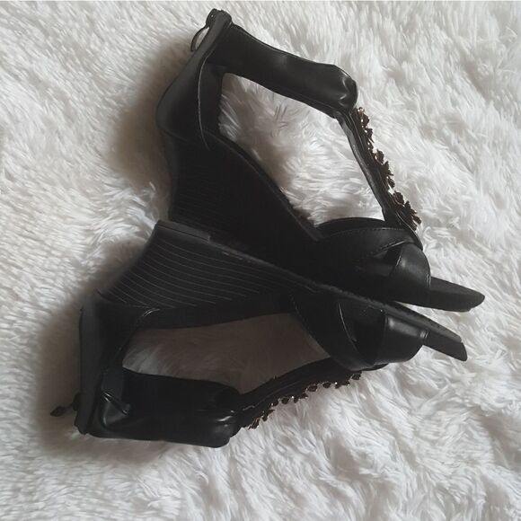 Patrizia by Spring Step Poppy Sandals Black Zip Heel Wedge Shoes Sz 36 US Sz 6 - Picture 5 of 12